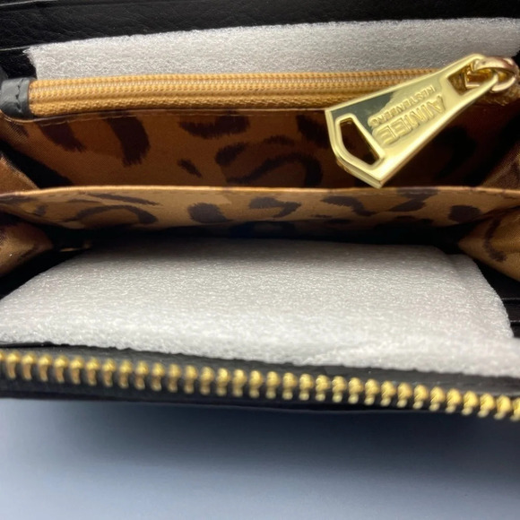 Aimee KESTENBERG Zip Around Wristlet, Black, NWT - Picture 8 of 14